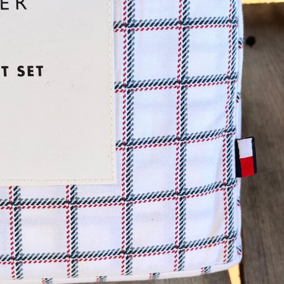 Tommy Hilfiger Queen Size 100% Crisp Cotton Percale Red Blue Plaid Sheet Set - Picture 4 of 4